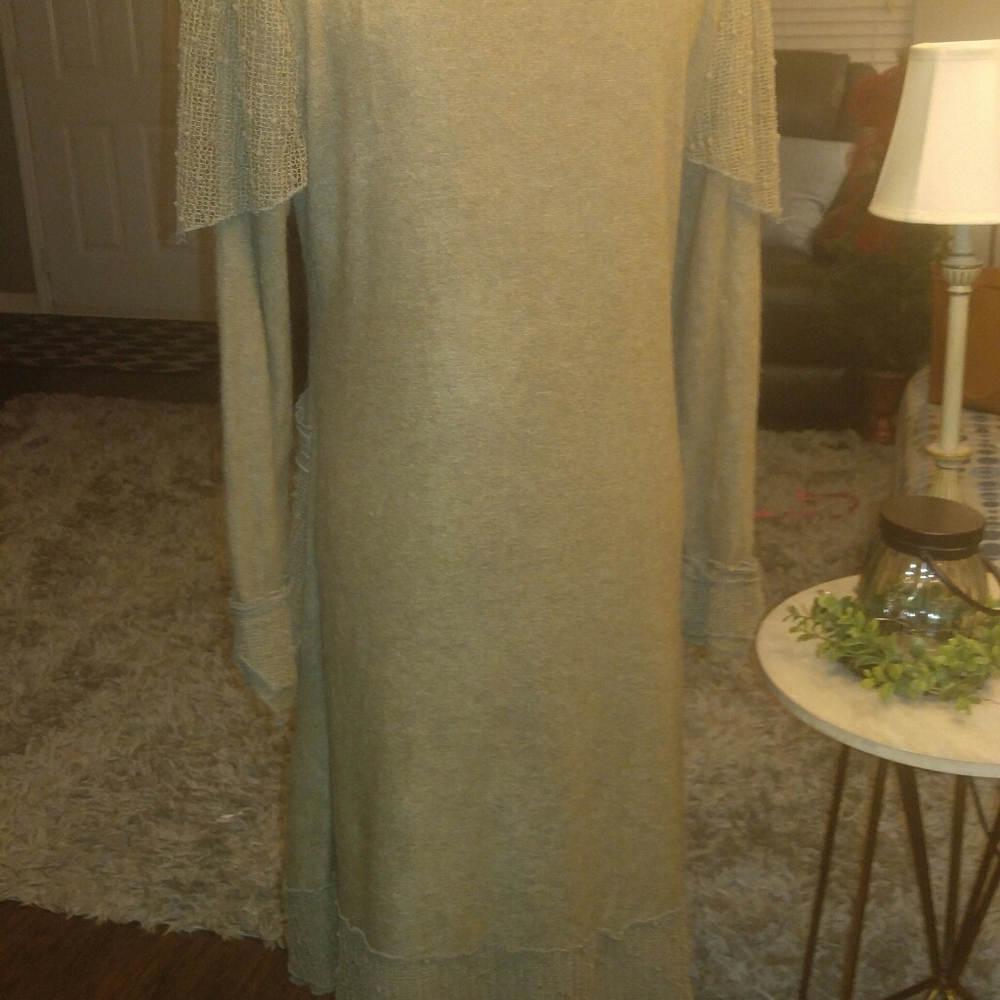 Dress - Picture 2 of 2